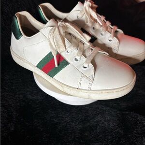 Gucci Kids White and Green Sneakers